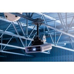   LÜ Egy projektoros interaktív tornatermi rendszer (6200 Lumen)