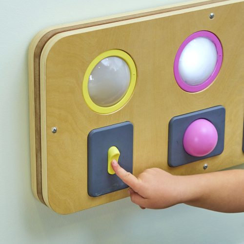 Kapcsolók és nyomógombok finommotorika tábla