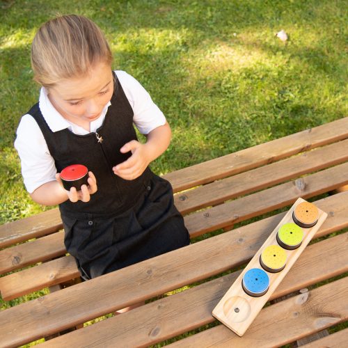 Beszélő korongok (5 db) töltőállomással